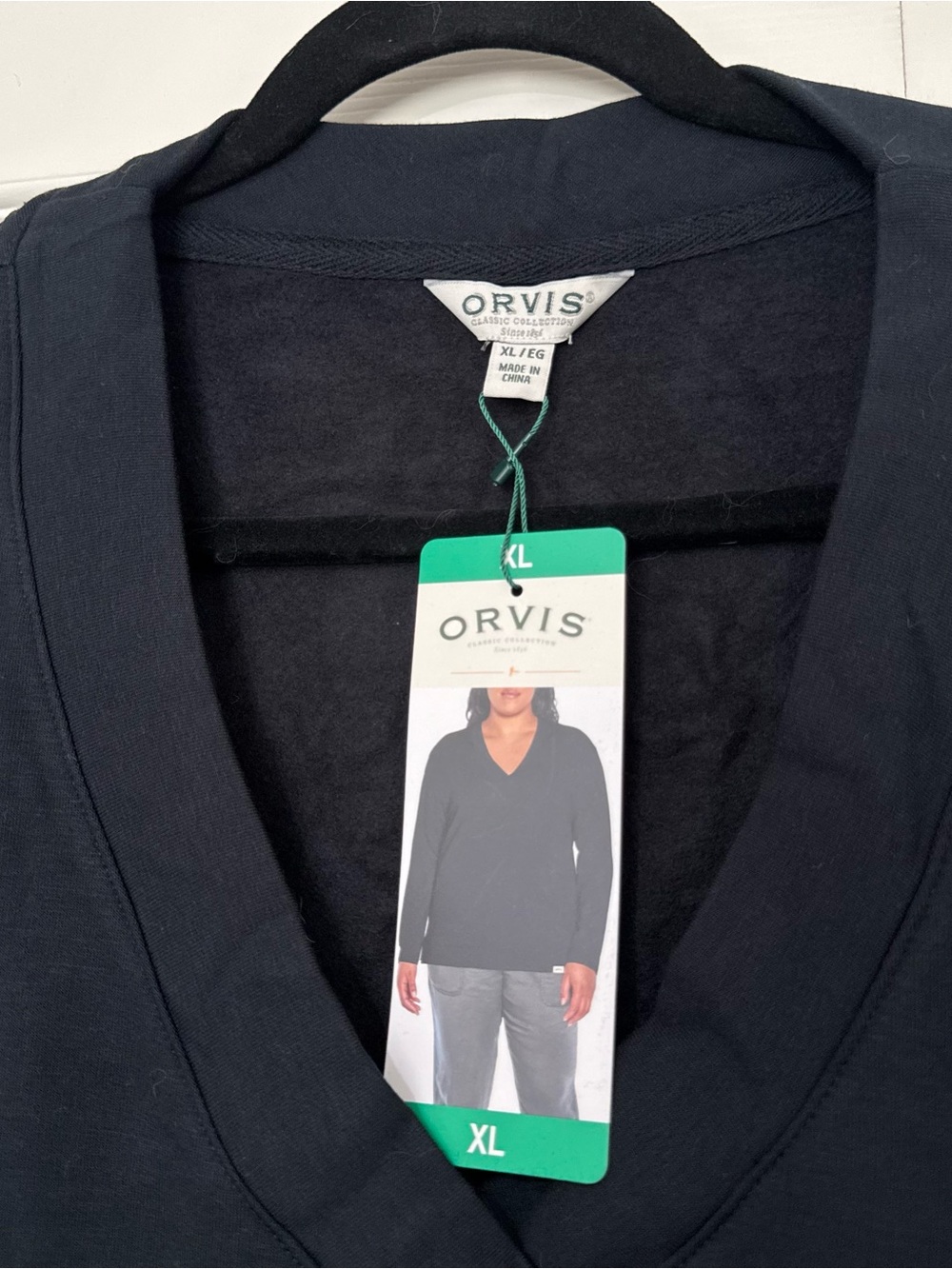 Orvis Soft Sweatshirt V-Neck, Black, Women’s Size XL